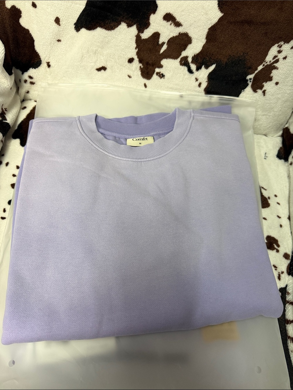 Comfort Brand Lilac LS Crewneck Sweatshirt & shorts